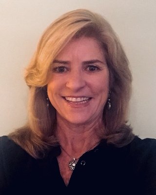 Gail D Guillory